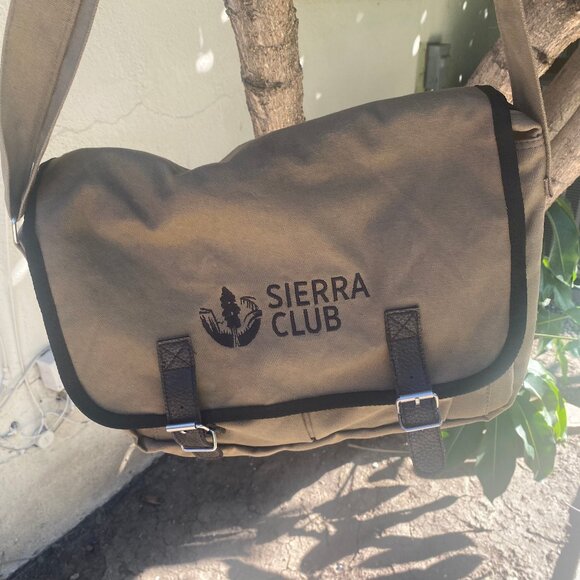 Sierra Club Tan Canvas Messenger Bag Crossbody with Adjustable Strap - Picture 1 of 14
